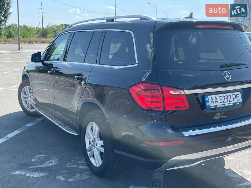 Позашляховик / Кросовер Mercedes-Benz GL-Class 2015 в Києві