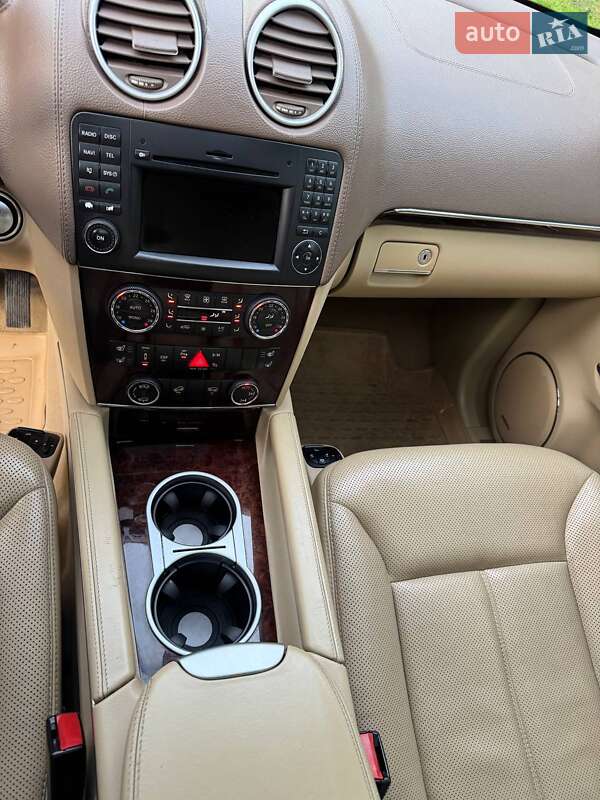 Внедорожник / Кроссовер Mercedes-Benz GL-Class 2009 в Киеве