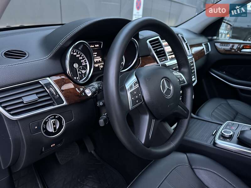 Внедорожник / Кроссовер Mercedes-Benz GL-Class 2012 в Киеве