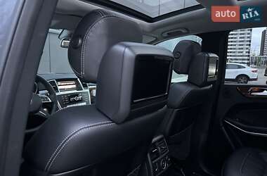Позашляховик / Кросовер Mercedes-Benz GL-Class 2012 в 