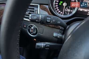 Позашляховик / Кросовер Mercedes-Benz GL-Class 2012 в 