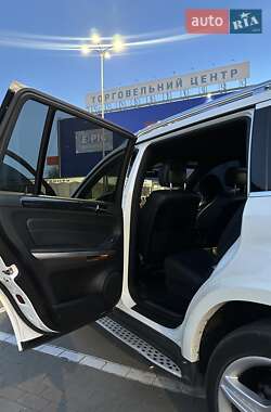 Позашляховик / Кросовер Mercedes-Benz GL-Class 2011 в 