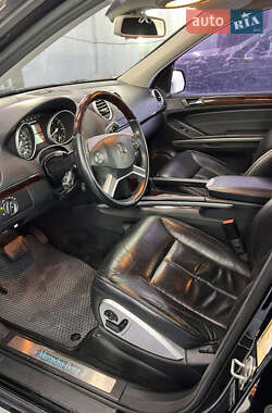 Внедорожник / Кроссовер Mercedes-Benz GL-Class 2010 в 