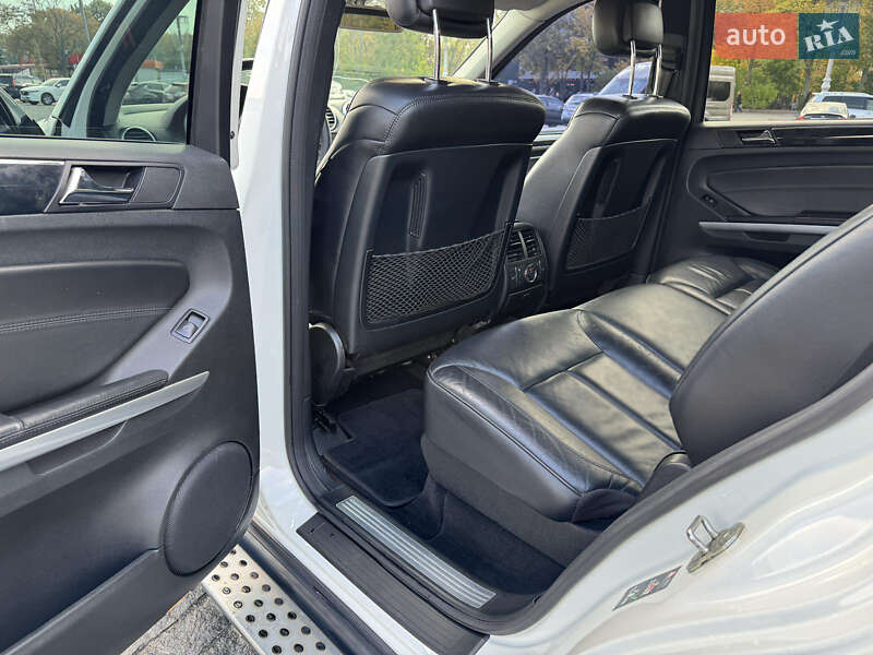 Внедорожник / Кроссовер Mercedes-Benz GL-Class 2011 в Харькове