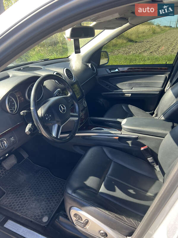 Внедорожник / Кроссовер Mercedes-Benz GL-Class 2010 в Ровно