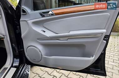 Внедорожник / Кроссовер Mercedes-Benz GL-Class 2006 в 