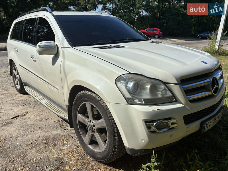 Позашляховик / Кросовер Mercedes-Benz GL-Class 2008 в Києві