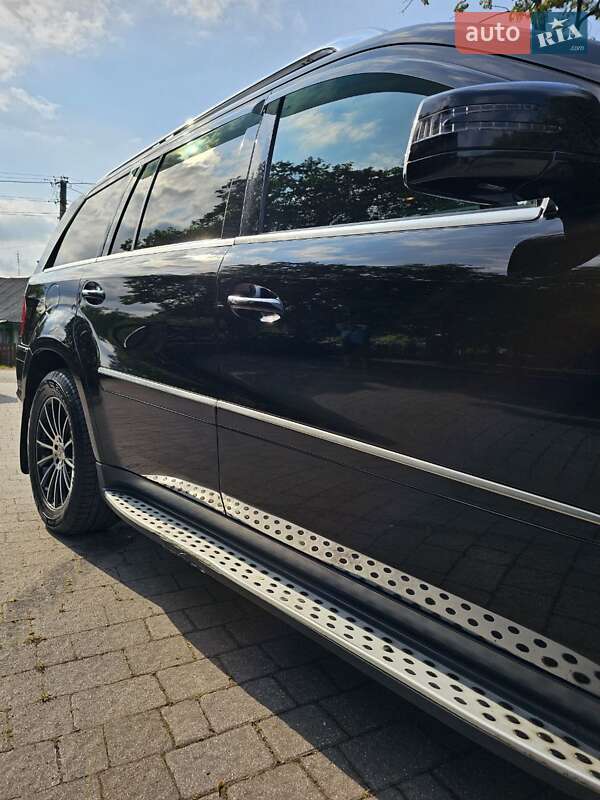 Внедорожник / Кроссовер Mercedes-Benz GL-Class 2010 в Калуше
