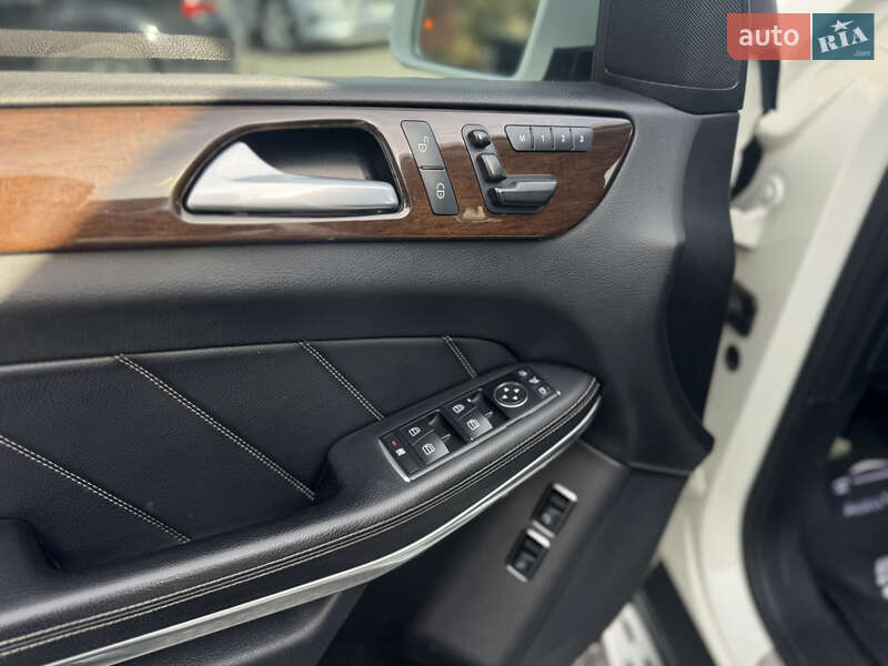 Позашляховик / Кросовер Mercedes-Benz GL-Class 2012 в Мукачевому