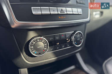 Позашляховик / Кросовер Mercedes-Benz GL-Class 2012 в 