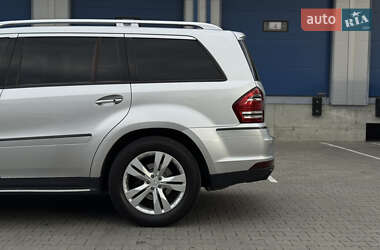 Позашляховик / Кросовер Mercedes-Benz GL-Class 2012 в 