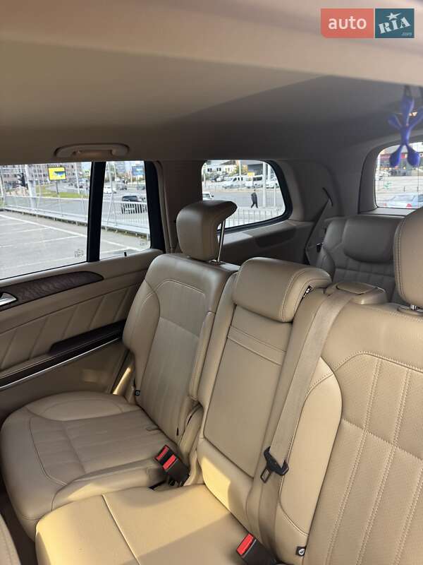 Внедорожник / Кроссовер Mercedes-Benz GL-Class 2013 в Харькове фото 16 Внедорожник / Кроссовер Mercedes-Benz GL-Class 2013 в Харькове