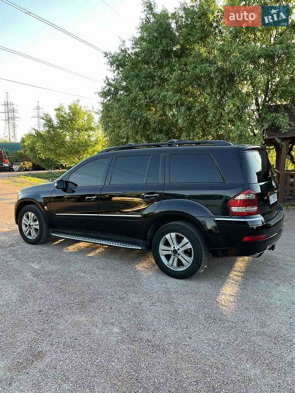 Внедорожник / Кроссовер Mercedes-Benz GL-Class 2007 в Вышгороде