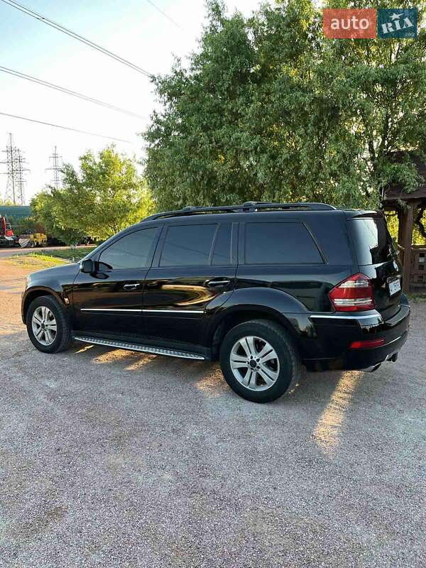 Внедорожник / Кроссовер Mercedes-Benz GL-Class 2007 в Вышгороде