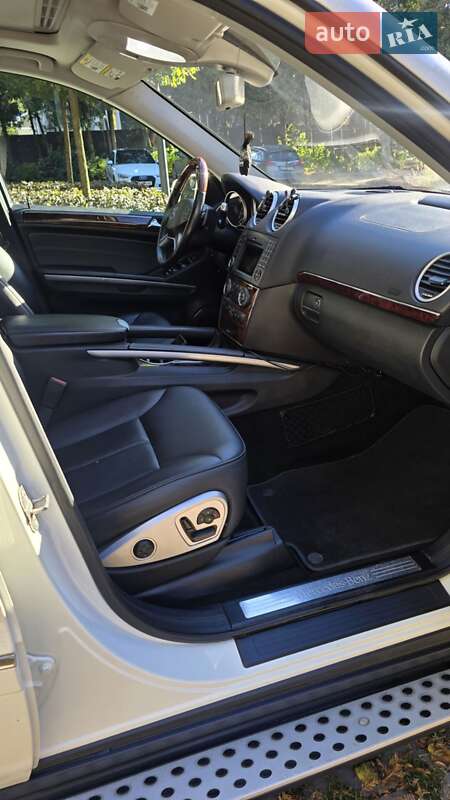 Внедорожник / Кроссовер Mercedes-Benz GL-Class 2011 в Львове