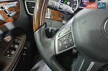 Позашляховик / Кросовер Mercedes-Benz GL-Class 2013 в  фото 40 Позашляховик / Кросовер Mercedes-Benz GL-Class 2013 в