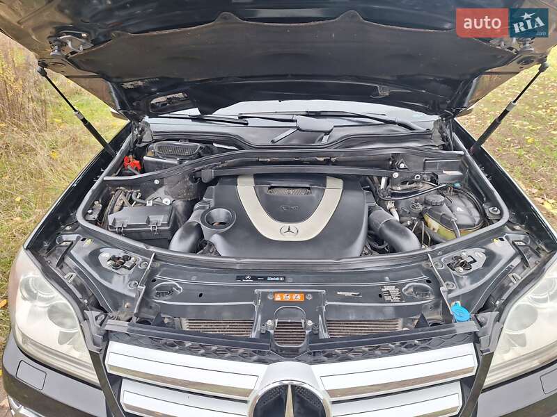 Внедорожник / Кроссовер Mercedes-Benz GL-Class 2008 в Броварах фото 9 Внедорожник / Кроссовер Mercedes-Benz GL-Class 2008 в Броварах