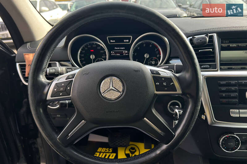 Позашляховик / Кросовер Mercedes-Benz GL-Class 2015 в Івано-Франківську фото 15 Позашляховик / Кросовер Mercedes-Benz GL-Class 2015 в Івано-Франківську