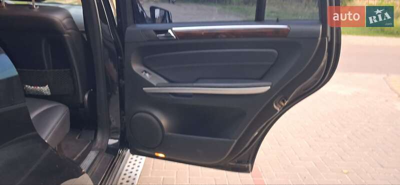 Внедорожник / Кроссовер Mercedes-Benz GL-Class 2011 в Киеве фото 21 Внедорожник / Кроссовер Mercedes-Benz GL-Class 2011 в Киеве