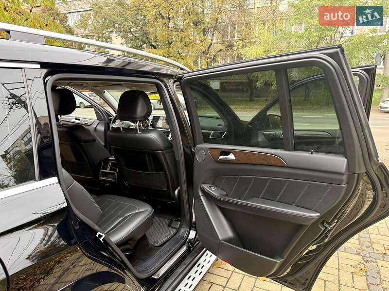 Позашляховик / Кросовер Mercedes-Benz GL-Class 2015 в Києві фото 42 Позашляховик / Кросовер Mercedes-Benz GL-Class 2015 в Києві