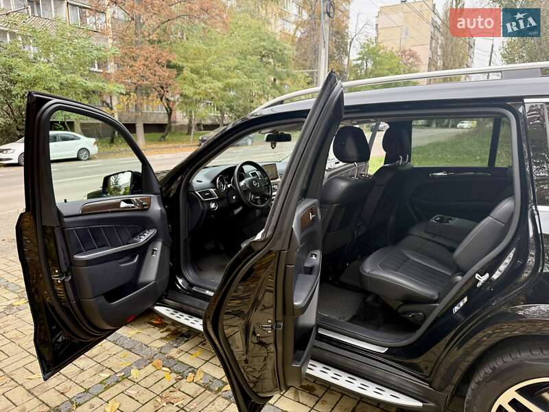 Позашляховик / Кросовер Mercedes-Benz GL-Class 2015 в Києві фото 48 Позашляховик / Кросовер Mercedes-Benz GL-Class 2015 в Києві