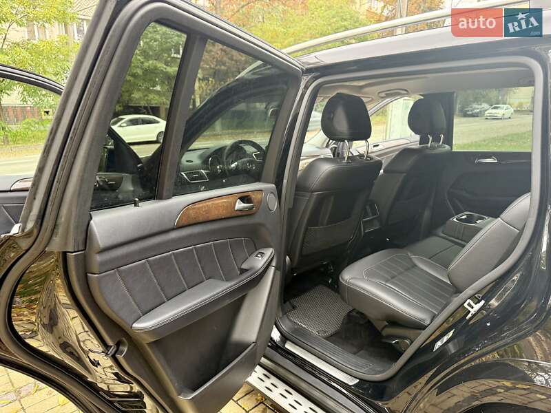 Позашляховик / Кросовер Mercedes-Benz GL-Class 2015 в Києві фото 49 Позашляховик / Кросовер Mercedes-Benz GL-Class 2015 в Києві
