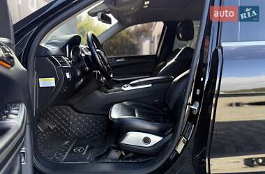 Позашляховик / Кросовер Mercedes-Benz GL-Class 2013 в  фото 34 Позашляховик / Кросовер Mercedes-Benz GL-Class 2013 в