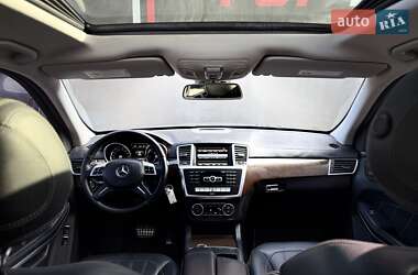 Позашляховик / Кросовер Mercedes-Benz GL-Class 2013 в  фото 49 Позашляховик / Кросовер Mercedes-Benz GL-Class 2013 в
