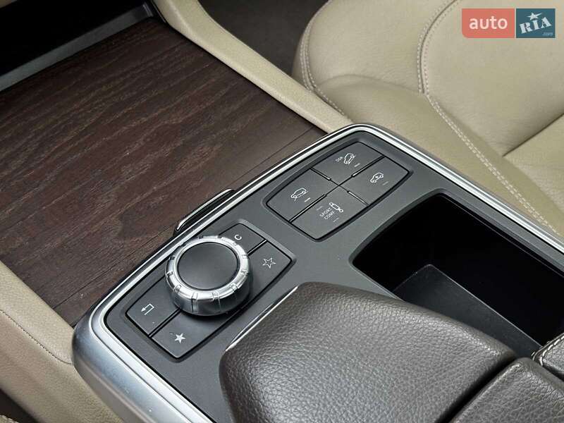 Позашляховик / Кросовер Mercedes-Benz GL-Class 2015 в Києві