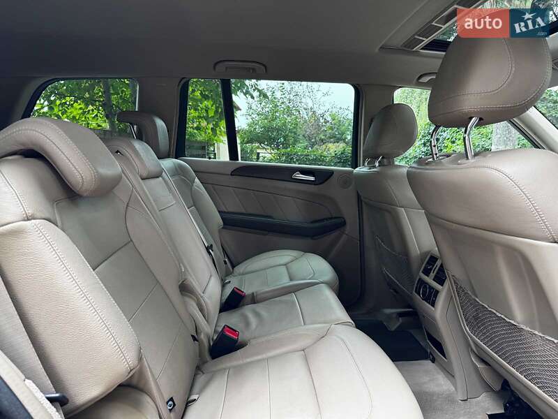 Позашляховик / Кросовер Mercedes-Benz GL-Class 2015 в Києві
