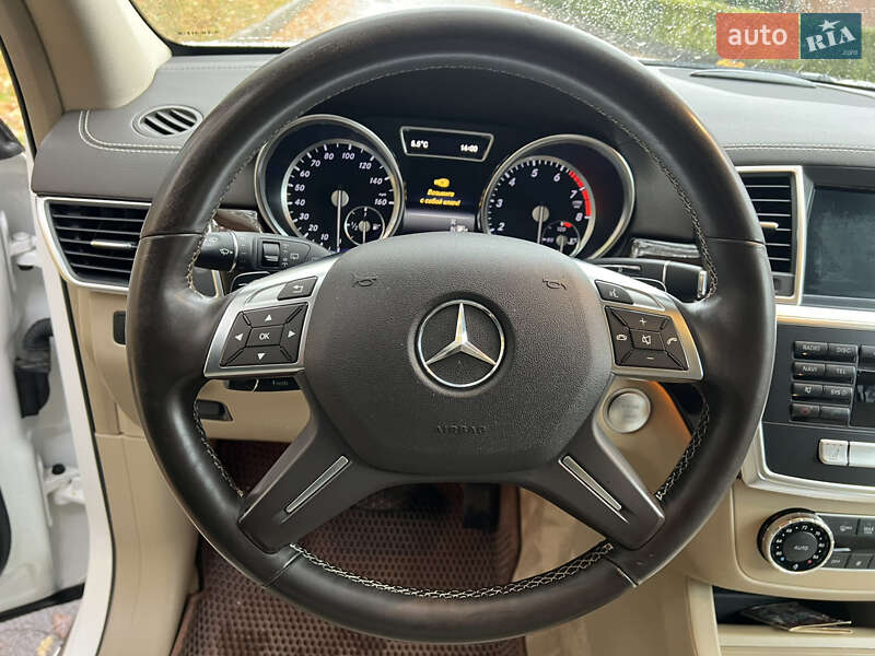 Внедорожник / Кроссовер Mercedes-Benz GL-Class 2014 в Киеве фото 31 Внедорожник / Кроссовер Mercedes-Benz GL-Class 2014 в Киеве
