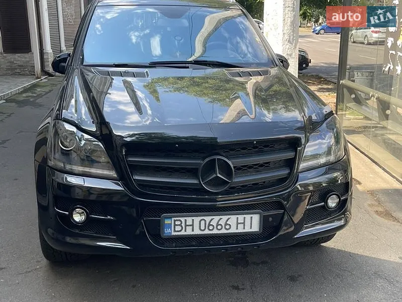 Mercedes-Benz GL-Class