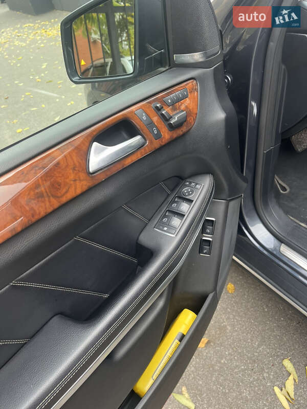 Внедорожник / Кроссовер Mercedes-Benz GL-Class 2012 в Тернополе фото 11 Внедорожник / Кроссовер Mercedes-Benz GL-Class 2012 в Тернополе