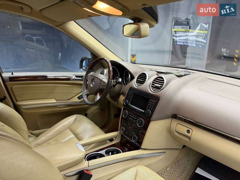 Позашляховик / Кросовер Mercedes-Benz GL-Class 2008 в Чернівцях