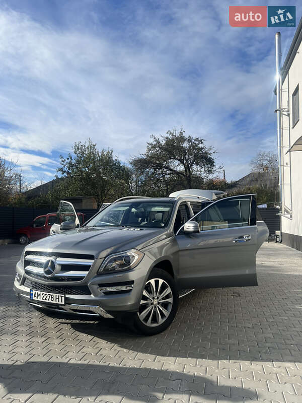 Позашляховик / Кросовер Mercedes-Benz GL-Class 2014 в Коростені