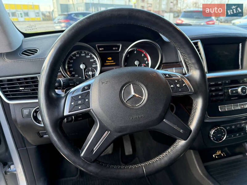 Внедорожник / Кроссовер Mercedes-Benz GL-Class 2014 в Коломые фото 40 Внедорожник / Кроссовер Mercedes-Benz GL-Class 2014 в Коломые