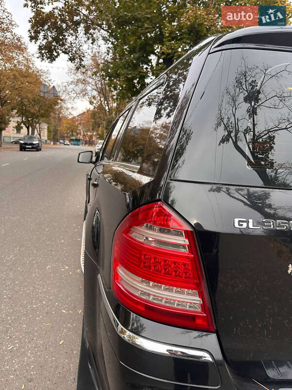 Внедорожник / Кроссовер Mercedes-Benz GL-Class 2010 в Сумах