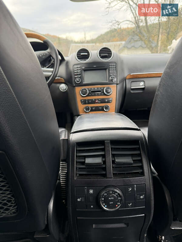 Позашляховик / Кросовер Mercedes-Benz GL-Class 2008 в Івано-Франківську фото 19 Позашляховик / Кросовер Mercedes-Benz GL-Class 2008 в Івано-Франківську