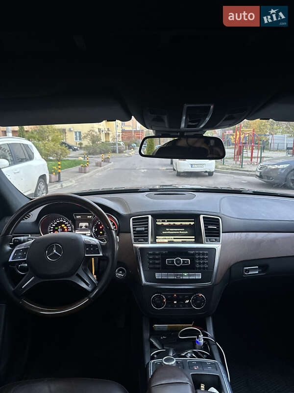 Внедорожник / Кроссовер Mercedes-Benz GL-Class 2013 в Киеве фото 17 Внедорожник / Кроссовер Mercedes-Benz GL-Class 2013 в Киеве