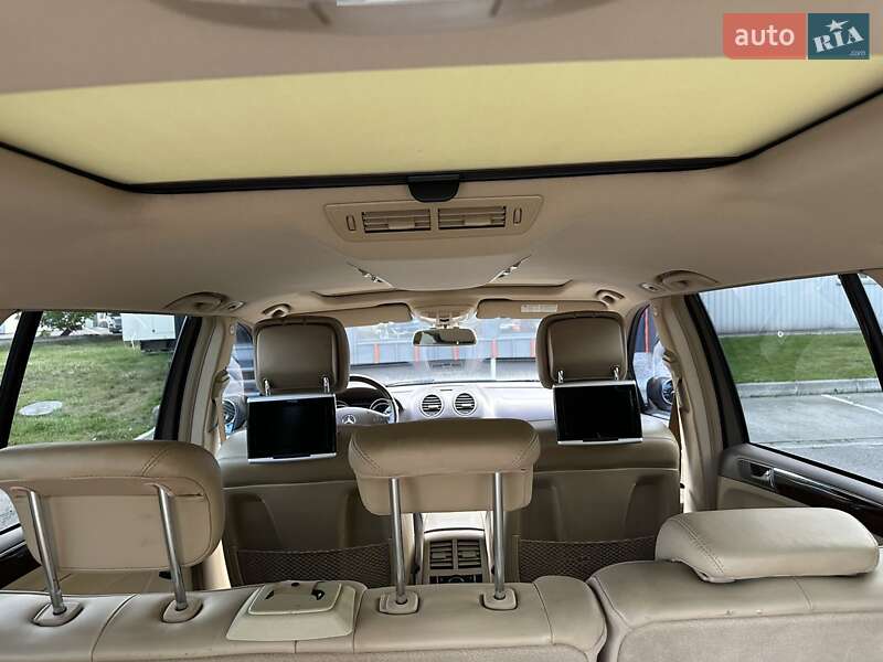 Позашляховик / Кросовер Mercedes-Benz GL-Class 2010 в Броварах