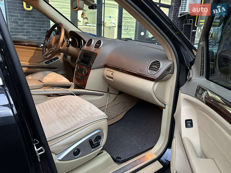 Внедорожник / Кроссовер Mercedes-Benz GL-Class 2012 в Тернополе