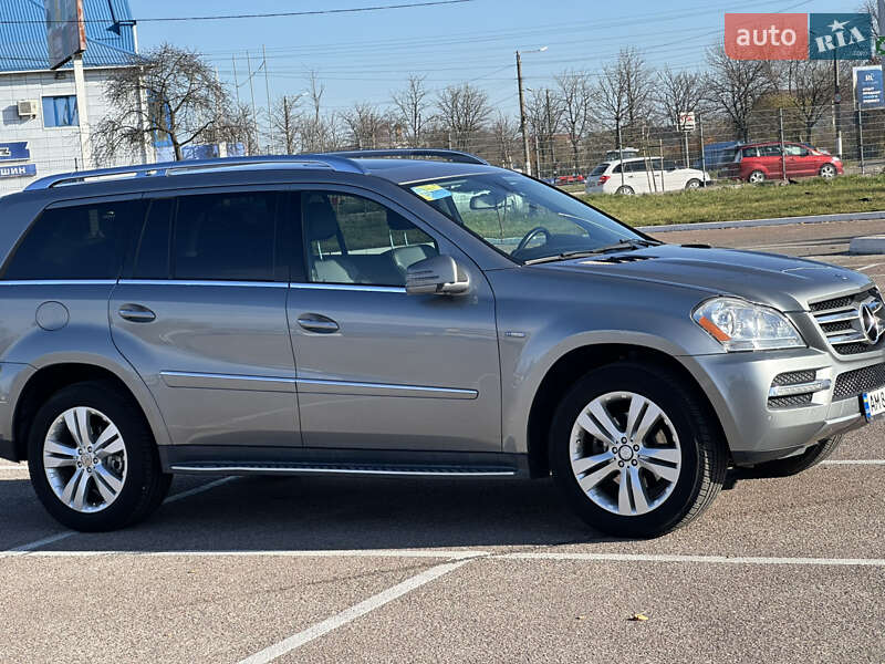 Внедорожник / Кроссовер Mercedes-Benz GL-Class 2011 в Житомире