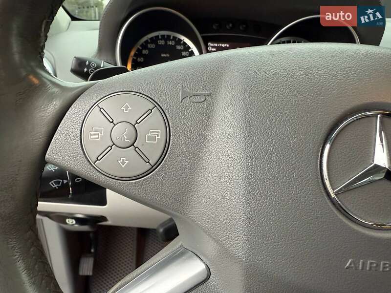 Внедорожник / Кроссовер Mercedes-Benz GL-Class 2010 в Киеве фото 20 Внедорожник / Кроссовер Mercedes-Benz GL-Class 2010 в Киеве