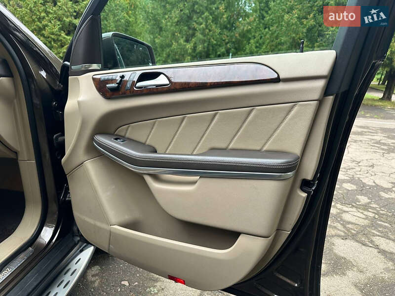 Внедорожник / Кроссовер Mercedes-Benz GL-Class 2013 в Ровно фото 36 Внедорожник / Кроссовер Mercedes-Benz GL-Class 2013 в Ровно