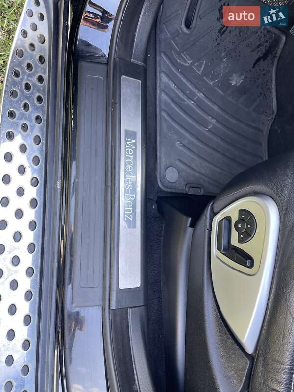 Позашляховик / Кросовер Mercedes-Benz GL-Class 2007 в Сваляві