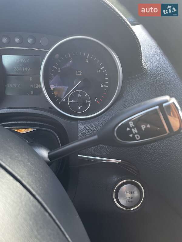 Позашляховик / Кросовер Mercedes-Benz GL-Class 2007 в Сваляві