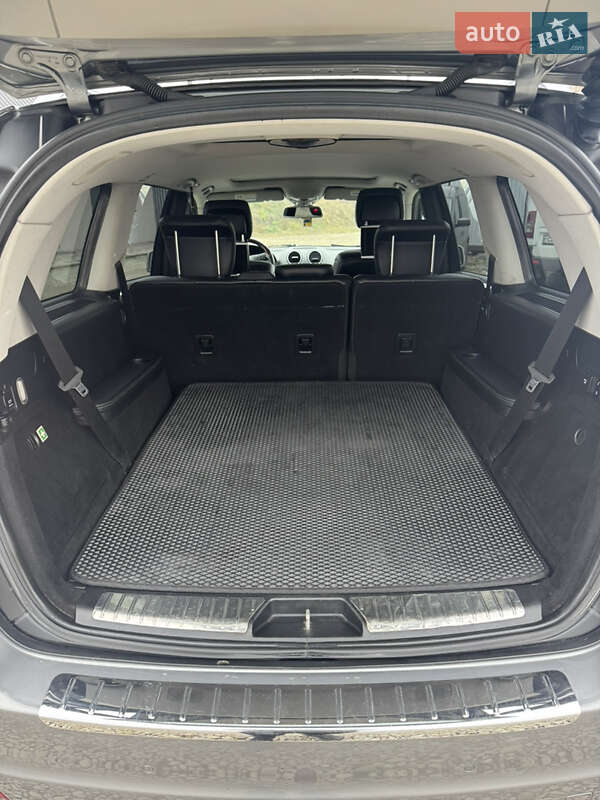 Позашляховик / Кросовер Mercedes-Benz GL-Class 2011 в Чернівцях