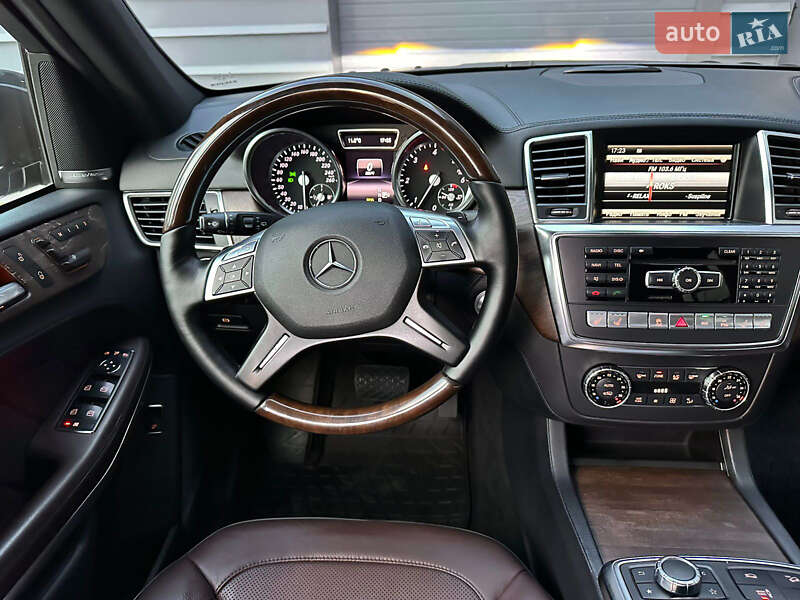 Позашляховик / Кросовер Mercedes-Benz GL-Class 2013 в Луцьку фото 35 Позашляховик / Кросовер Mercedes-Benz GL-Class 2013 в Луцьку