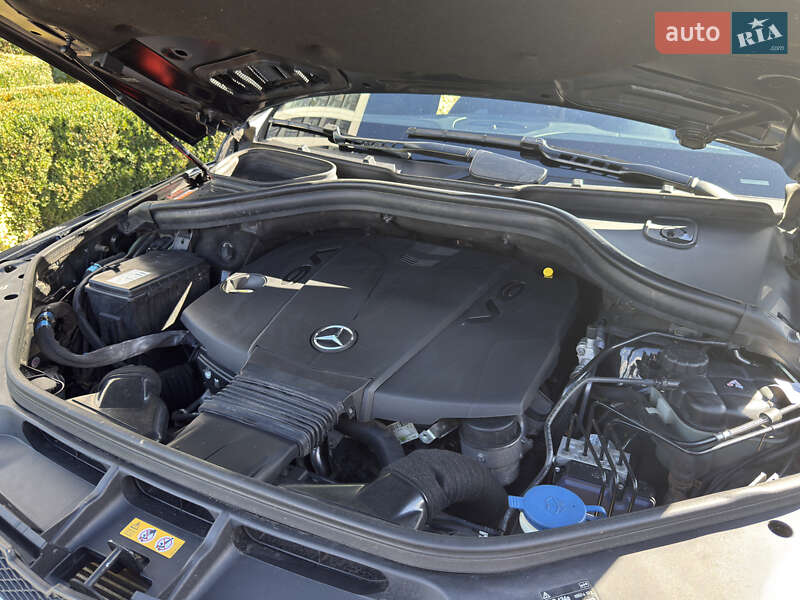 Позашляховик / Кросовер Mercedes-Benz GL-Class 2013 в Дніпрі фото 18 Позашляховик / Кросовер Mercedes-Benz GL-Class 2013 в Дніпрі