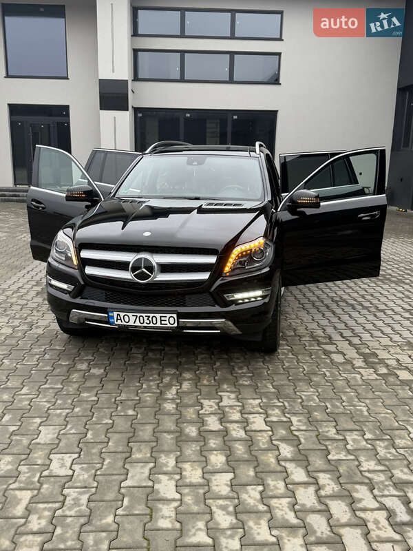 Позашляховик / Кросовер Mercedes-Benz GL-Class 2014 в Іршаві фото 20 Позашляховик / Кросовер Mercedes-Benz GL-Class 2014 в Іршаві